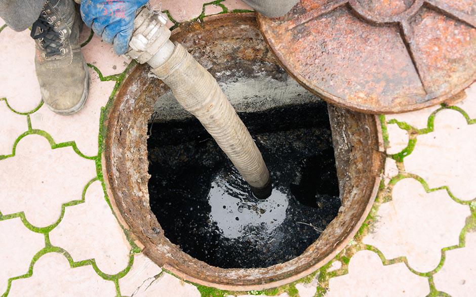 déboucher une canalisation wc Sainte-Geneviève-des-Bois